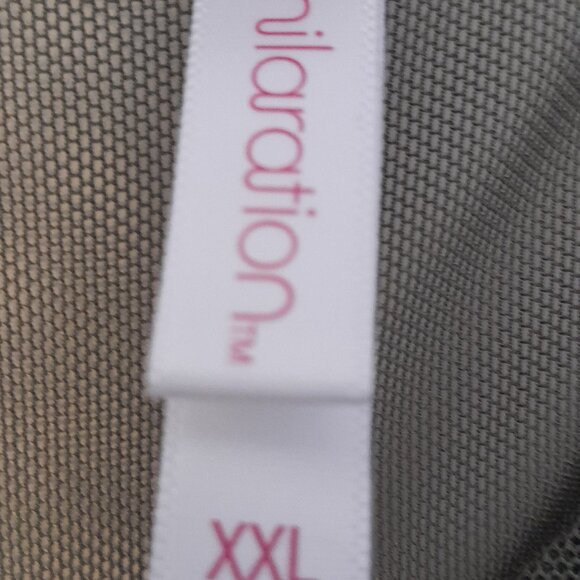 Xhilaration Green Mesh Embroidered Croptop - Picture 2 of 2